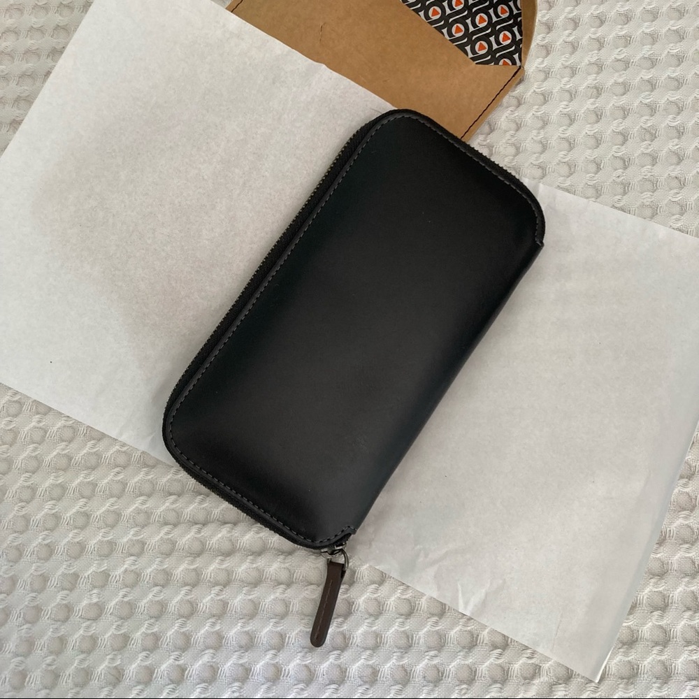NWT Bellroy Carry Out 2-in-1 Wallet Zipper Folio